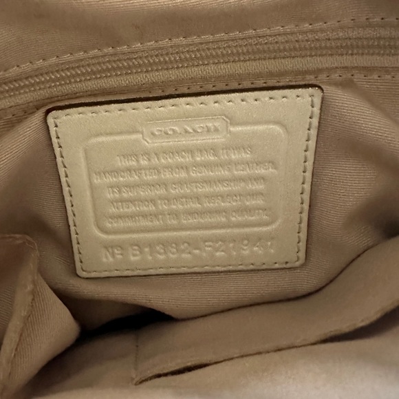 COACH PURSE (Original not FAKE) - Picture 6 of 8
